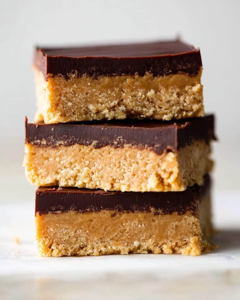 No-Bake Chocolate Peanut Butter Bars Recipe